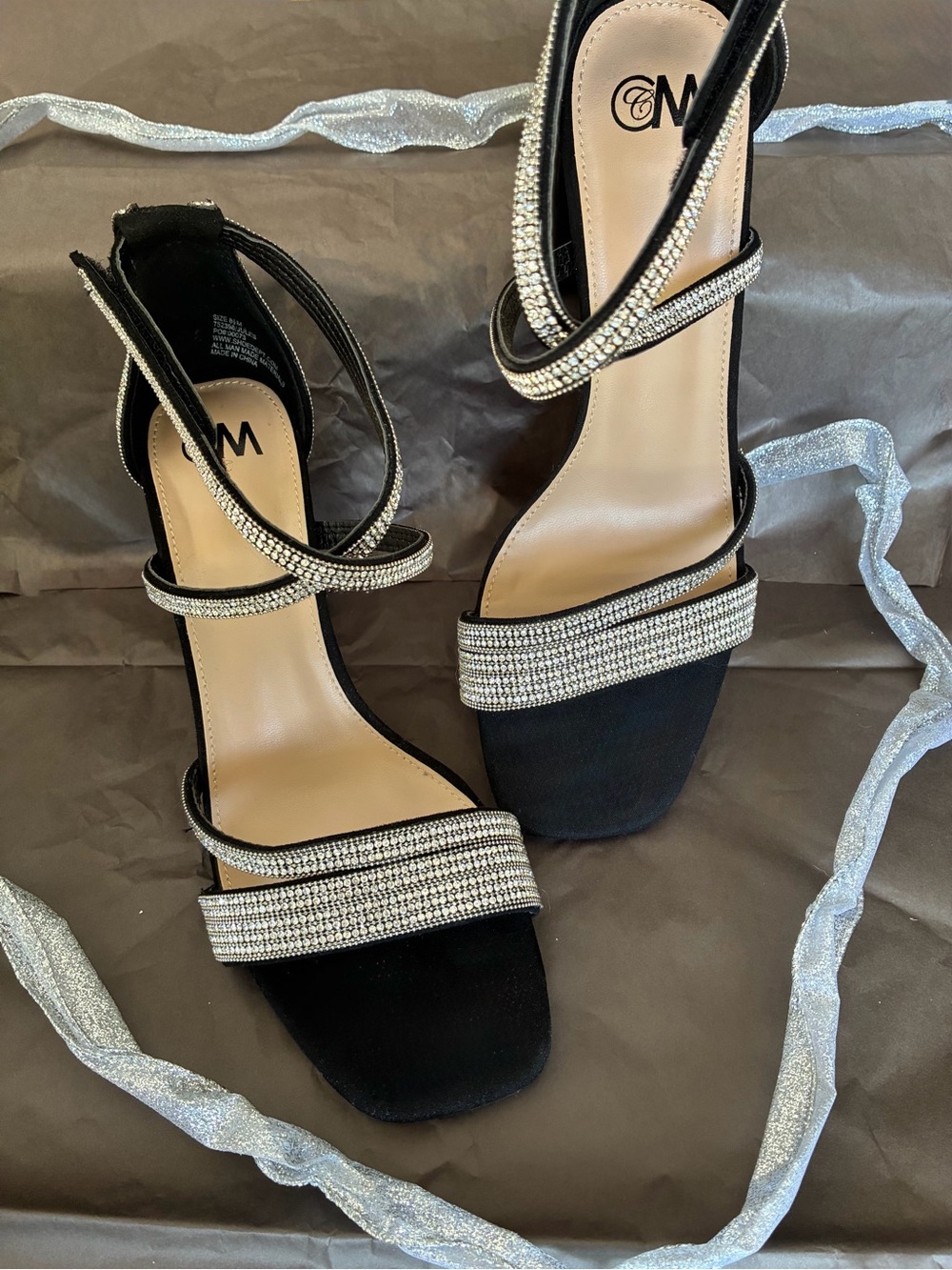 Chelsea Moreland Jules Black Rhinestone Block Heel - Women 8.5